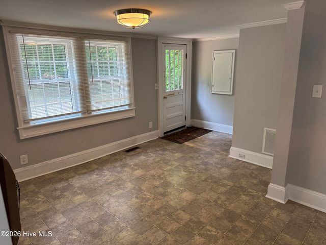421 E 2nd Street, Washington, NC 27889