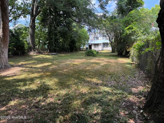 421 E 2nd Street, Washington, NC 27889