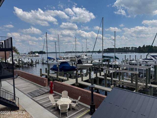 421 E 2nd Street, Washington, NC 27889