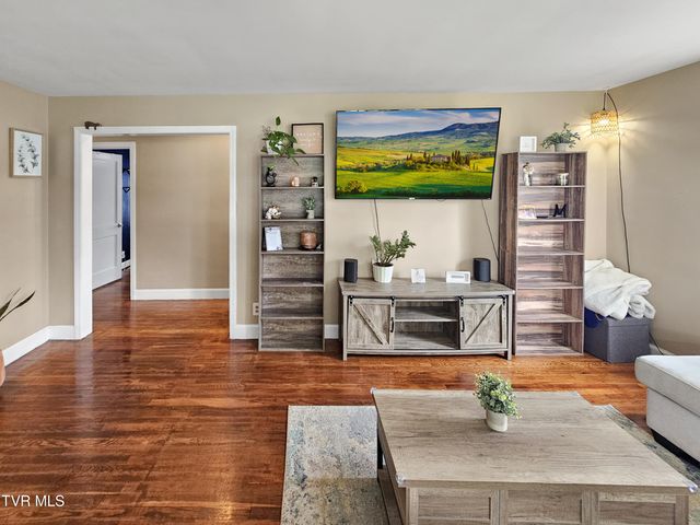 2505 Osborne Street, Bristol, VA 24201