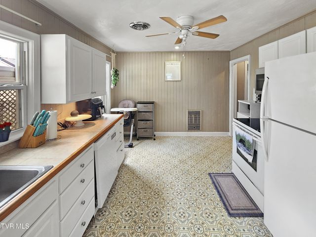 2505 Osborne Street, Bristol, VA 24201