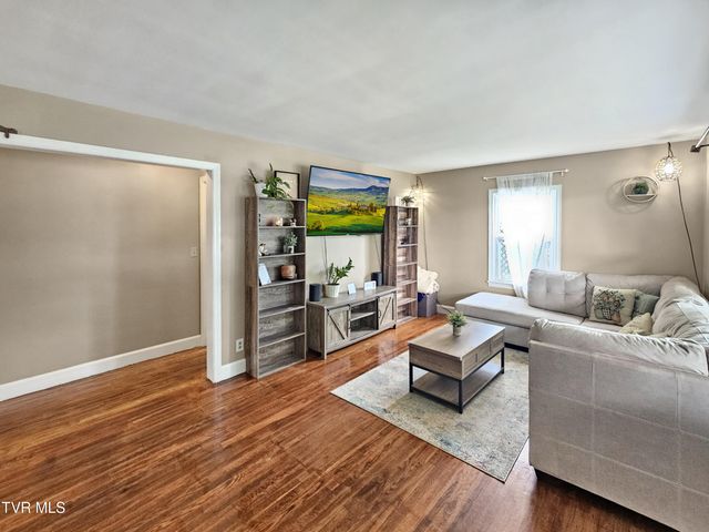 2505 Osborne Street, Bristol, VA 24201