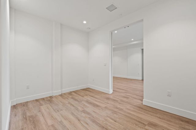 41 SW Seminole Street 204, Stuart, FL 34994