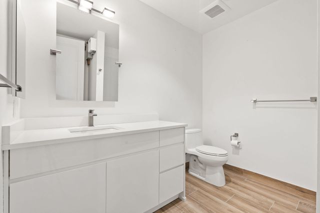 41 SW Seminole Street 204, Stuart, FL 34994