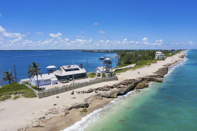 41 SW Seminole Street 204, Stuart, FL 34994