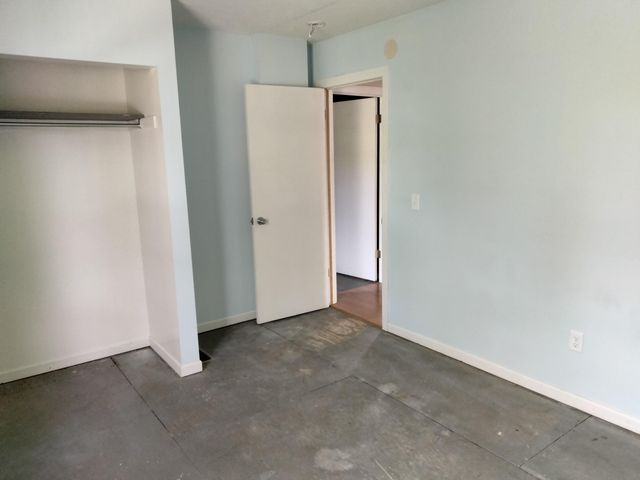 608 10 Mile Road Nw, Alpine Twp, MI 49345