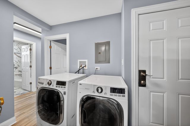 7535 S ST. LAWRENCE Avenue, Chicago, IL 60619