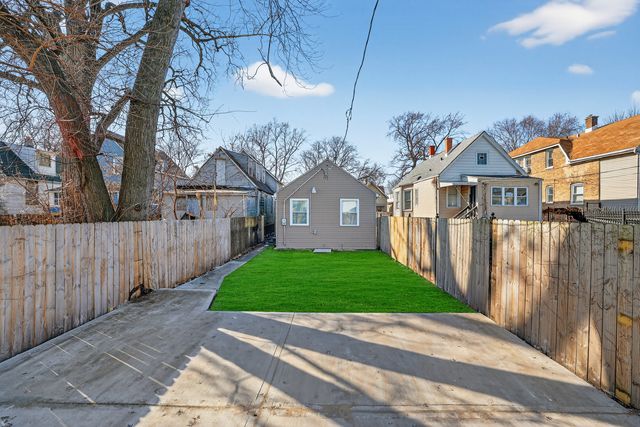 7535 S ST. LAWRENCE Avenue, Chicago, IL 60619