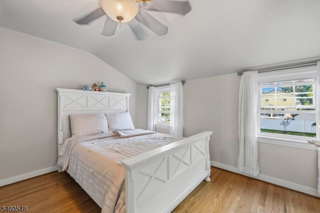 32 New St, Wayne Twp., NJ 07470