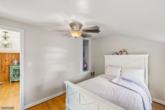 32 New St, Wayne Twp., NJ 07470