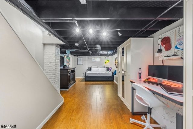 32 New St, Wayne Twp., NJ 07470