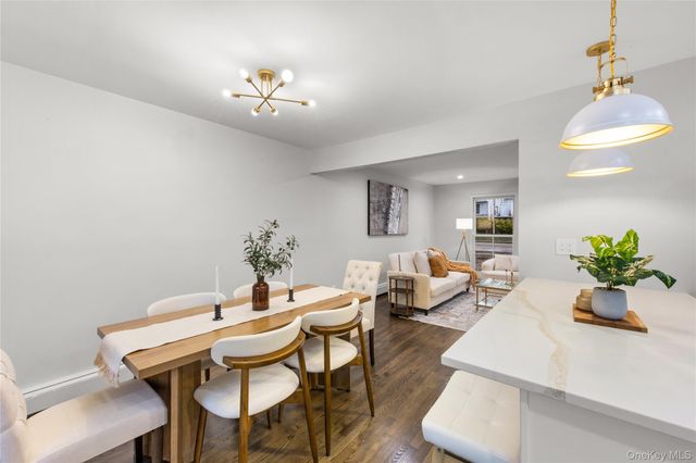 18 Clark Street, Huntington, NY 11743