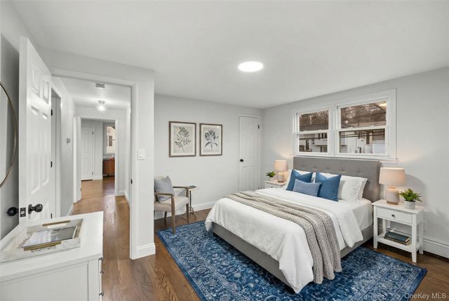 18 Clark Street, Huntington, NY 11743