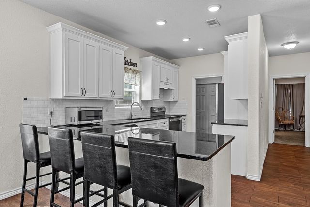 3401 James Avenue, Waco, TX 76711