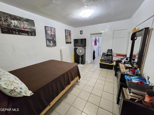 906 Tays Street, A B C D, El Paso, TX 79901
