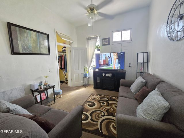 906 Tays Street, A B C D, El Paso, TX 79901