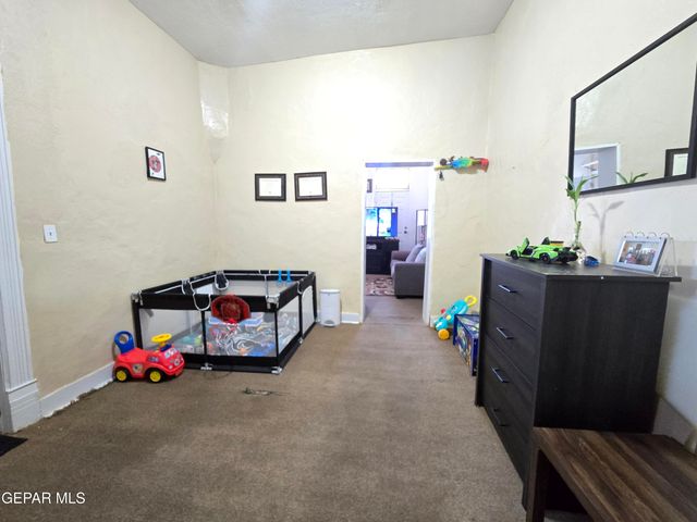 906 Tays Street, A B C D, El Paso, TX 79901
