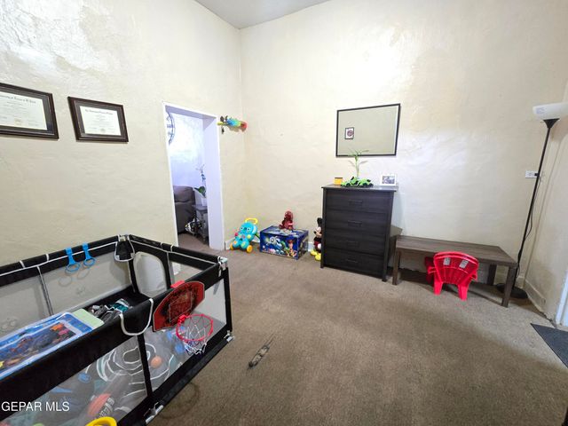 906 Tays Street, A B C D, El Paso, TX 79901