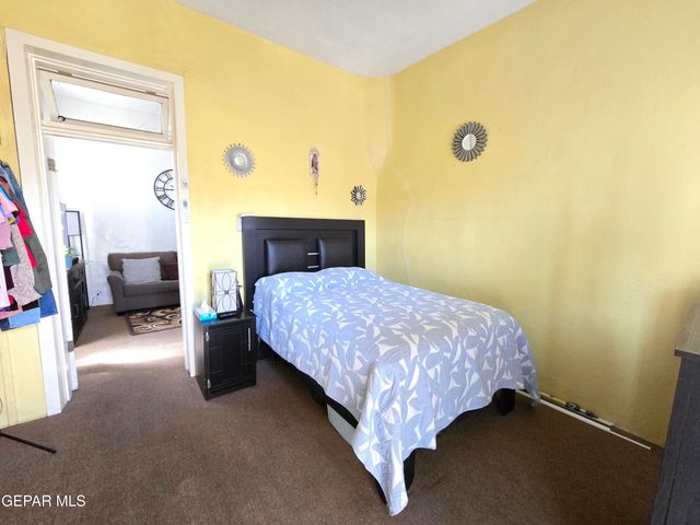 906 Tays Street, A B C D, El Paso, TX 79901