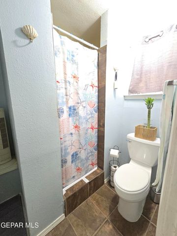 906 Tays Street, A B C D, El Paso, TX 79901