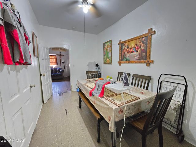906 Tays Street, A B C D, El Paso, TX 79901