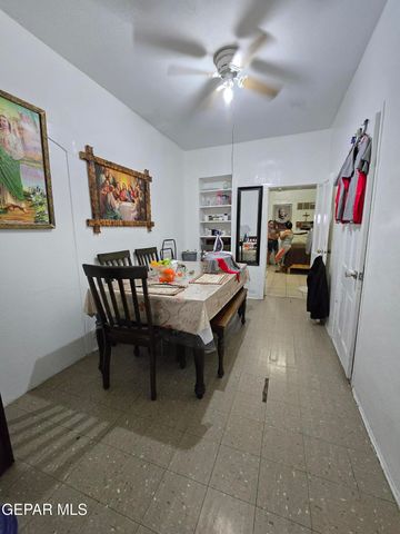 906 Tays Street, A B C D, El Paso, TX 79901