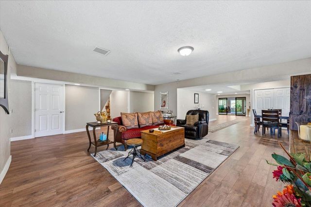 22174 Jennifer Dr, Grass Valley, CA 95949