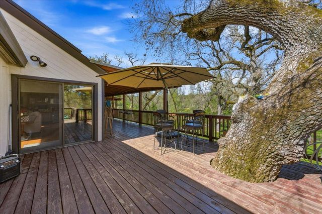 22174 Jennifer Dr, Grass Valley, CA 95949