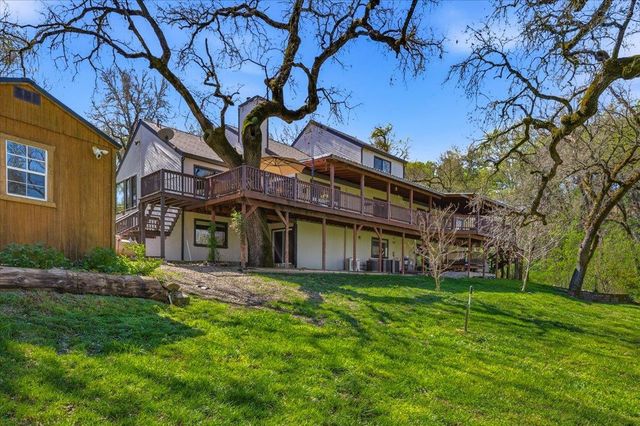 22174 Jennifer Dr, Grass Valley, CA 95949