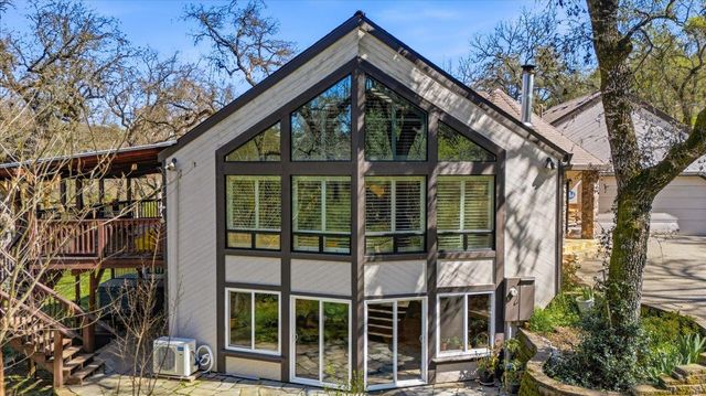 22174 Jennifer Dr, Grass Valley, CA 95949