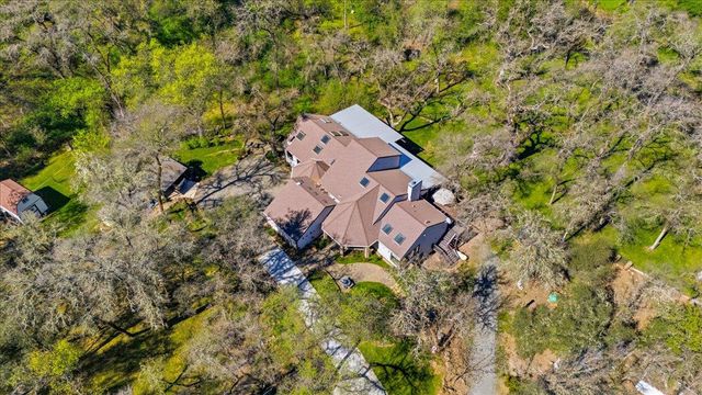 22174 Jennifer Dr, Grass Valley, CA 95949