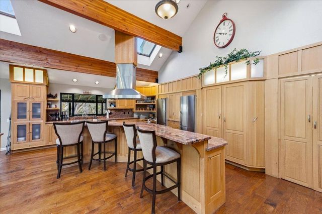 22174 Jennifer Dr, Grass Valley, CA 95949