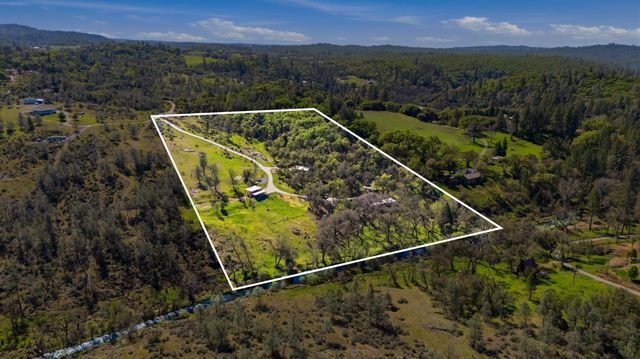 22174 Jennifer Dr, Grass Valley, CA 95949