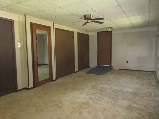 35 Pleasant Valley Rd, Buffalo Twp, PA 15323