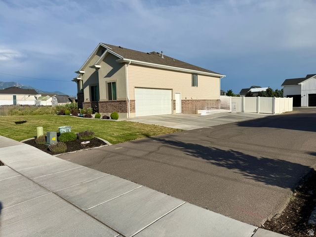2677 W 3300 S, West Haven, UT 84401