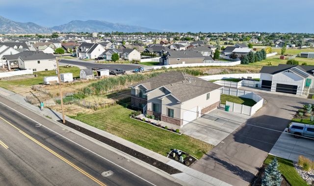 2677 W 3300 S, West Haven, UT 84401