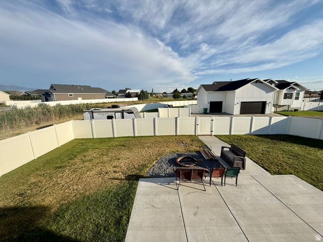 2677 W 3300 S, West Haven, UT 84401