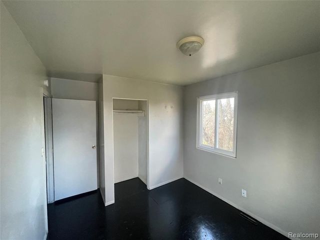 2116 Wood Street, Saginaw, MI 48638