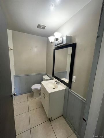 2116 Wood Street, Saginaw, MI 48638