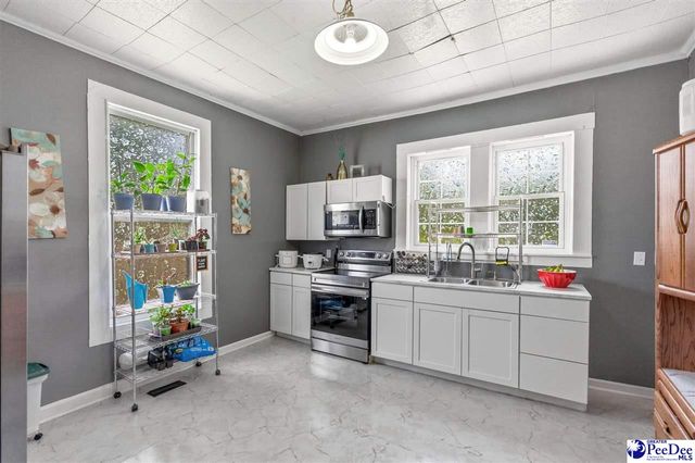 320 N Park St, Mullins, SC 29574