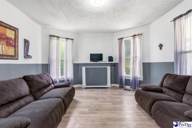 320 N Park St, Mullins, SC 29574