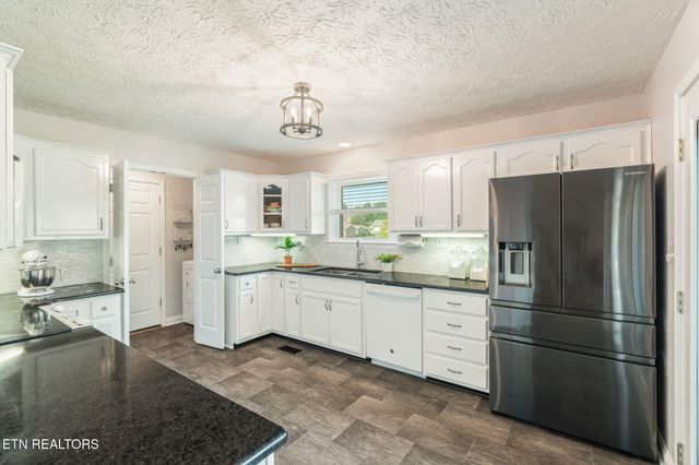 4006 Floyd Drive, Maryville, TN 37804