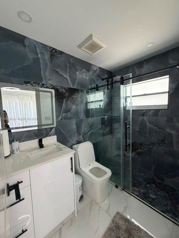 224 SW 12th Street, Dania Beach, FL 33004