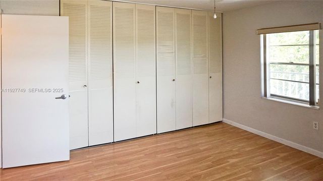 9651 SW 77th Ave 304E, Miami, FL 33156