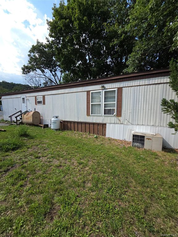 9 Rivercrest Road 22, Highland Falls, NY 10928 — photo 3