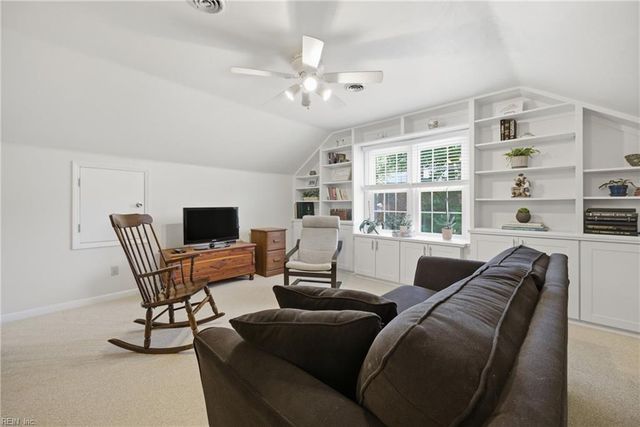 3333 Middle Plantation QUAY, Virginia Beach, VA 23452