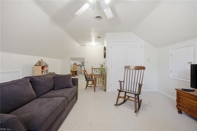 3333 Middle Plantation QUAY, Virginia Beach, VA 23452