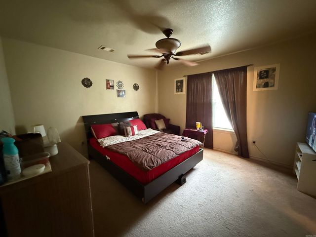 514 W Shepherd Street, Nashville, AR 71852