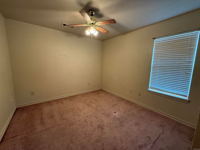 514 W Shepherd Street, Nashville, AR 71852