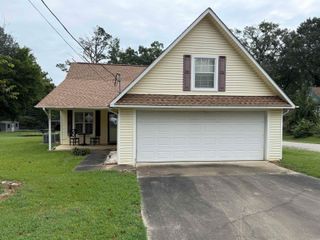 514 W Shepherd Street, Nashville, AR 71852